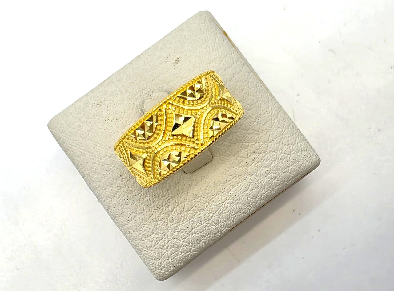 24K 순금 7.5g(2) 와이드 피라미드 컷팅 반지 이미지 8