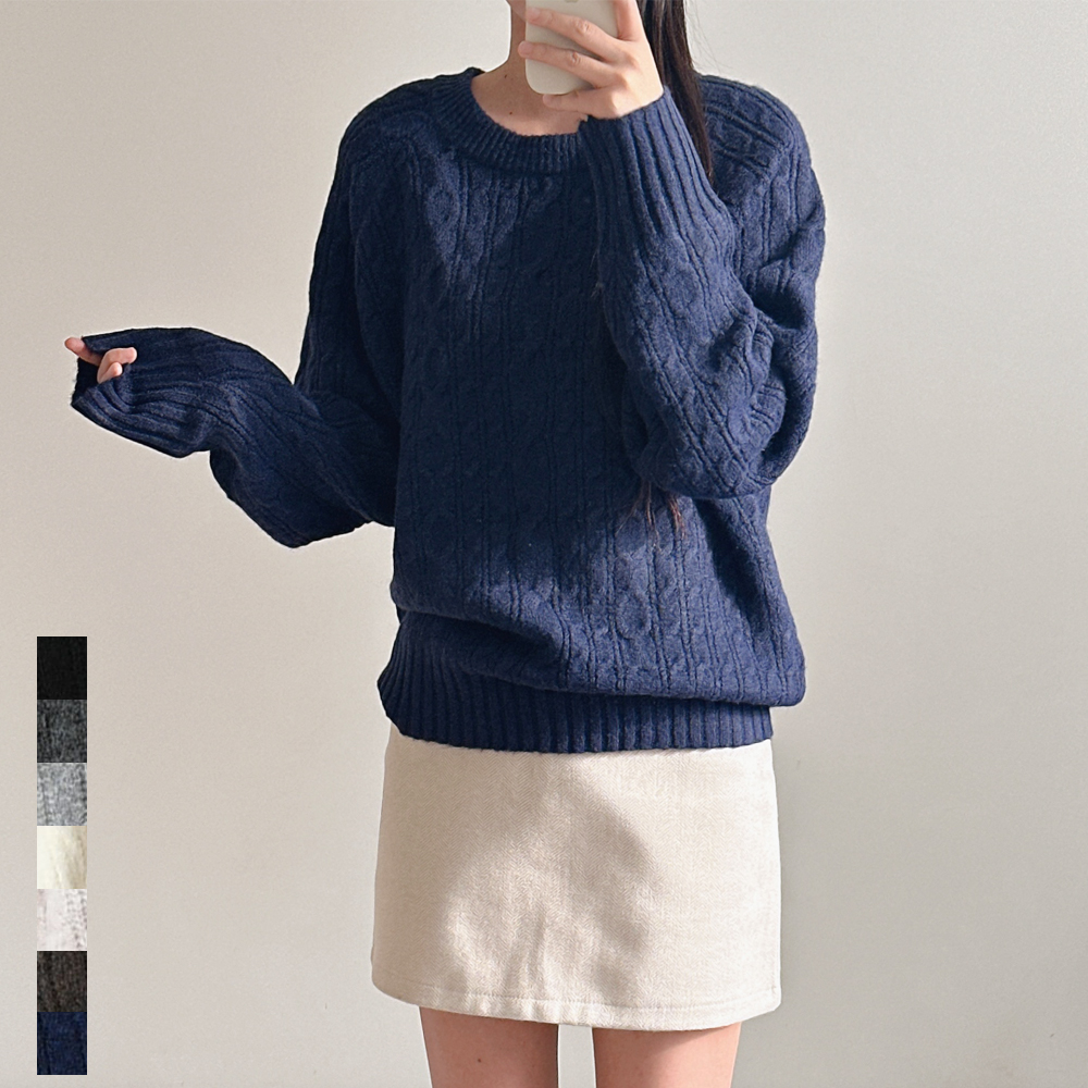 여성 라운드니트 울 꽈배기 루즈핏 가을 겨울 블랙 네이비 화이트 빅사이즈 부드러운 니트티 제품 이미지