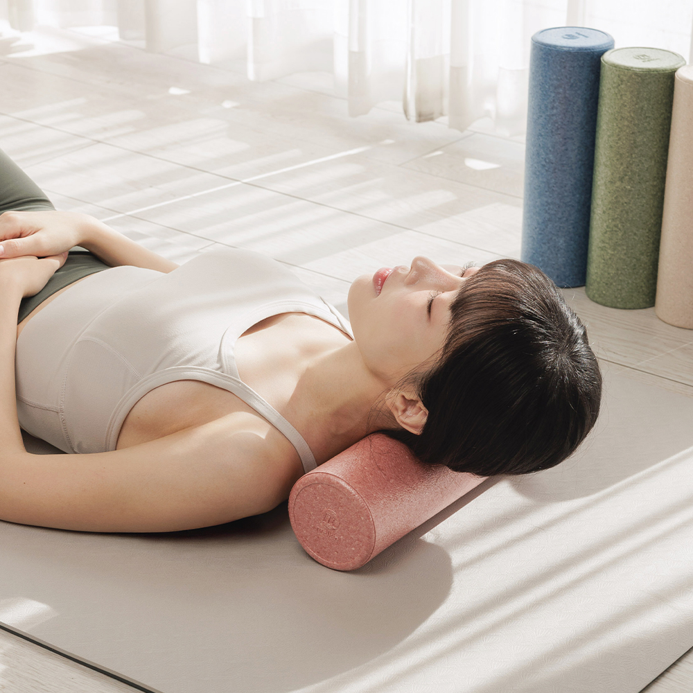 멜킨 EPP 미니 폼롤러 30cm 필라테스 스트레칭 종아리 마사지 얇은 ... 운동러 솔직 후기 | 실사용 리뷰 - 대표 이미지