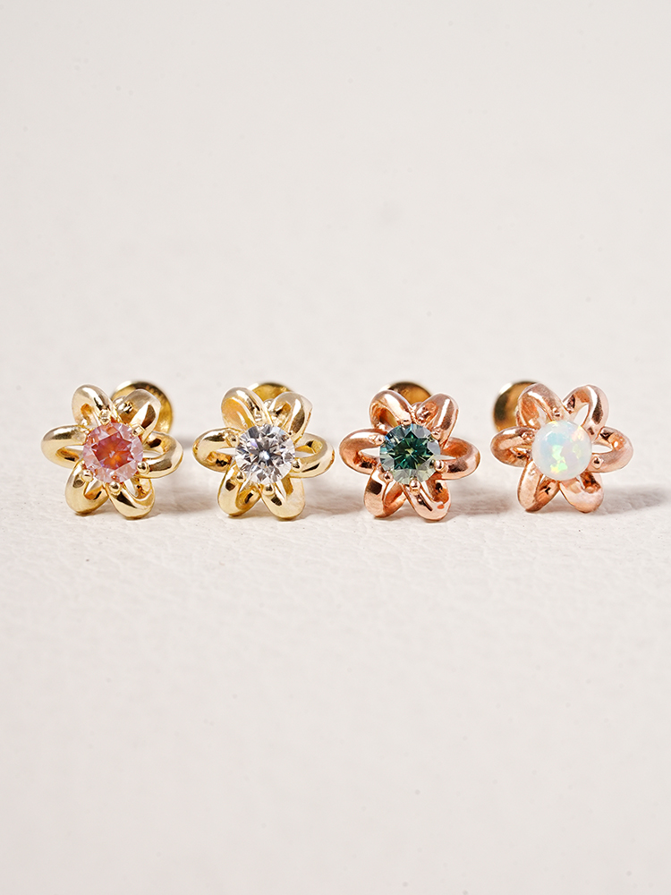 [0.8mm]14K 인터널 모이사나이트 다이아 데이지 루프 라블렛 피어싱 귀걸이 - 상세 이미지 3