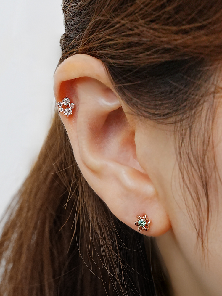 [0.8mm]14K 인터널 모이사나이트 다이아 데이지 루프 라블렛 피어싱 귀걸이 이미지 7