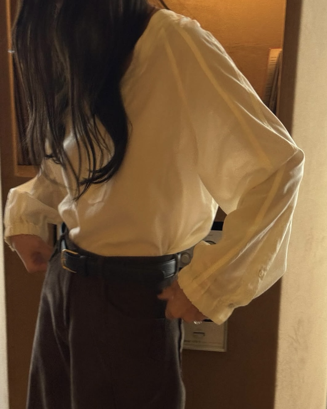 아웃핏 페기 블라우스 텐셀100 여리핏 프렌치 긴팔 블라우스 (2c) - 상세 이미지 3