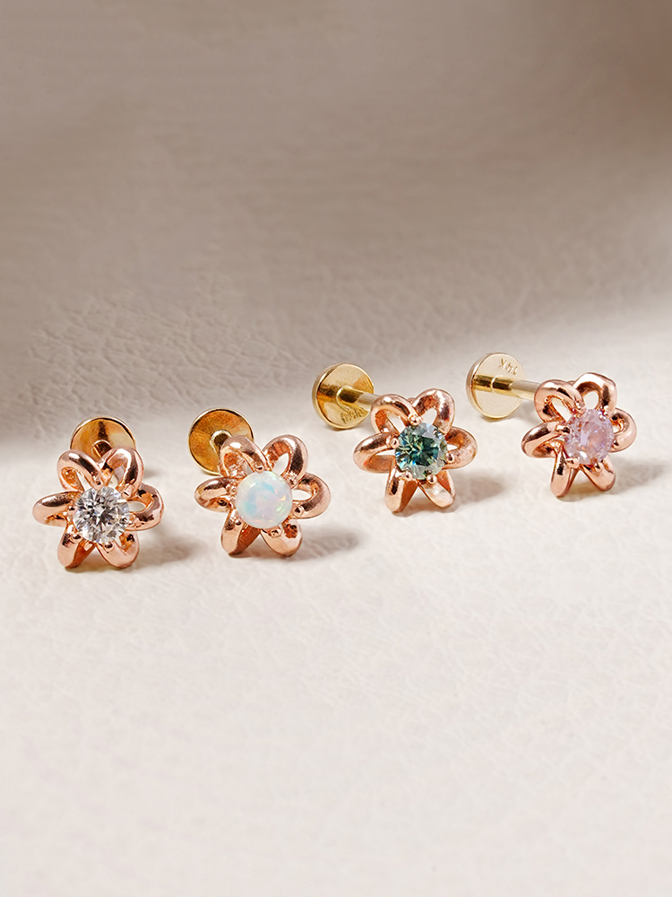 [0.8mm]14K 인터널 모이사나이트 다이아 데이지 루프 라블렛 피어싱 귀걸이 - 상품 이미지