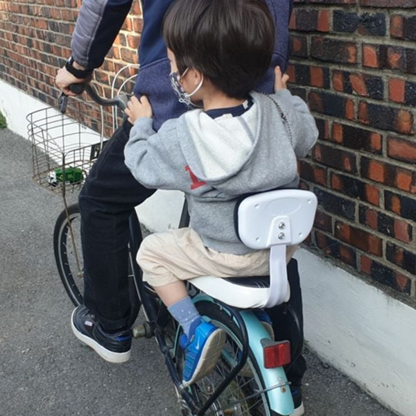 편안 자전거 뒷좌석 안장 승차 자전거 등받이 안장 2인 안전 - 상품 이미지