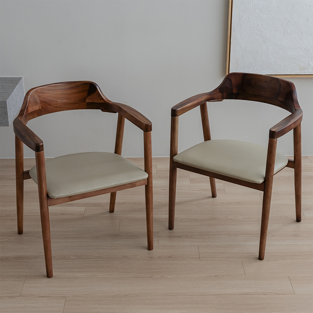 헤즈로 암체어 화이트 식탁의자 1인용 원목 카페 체어