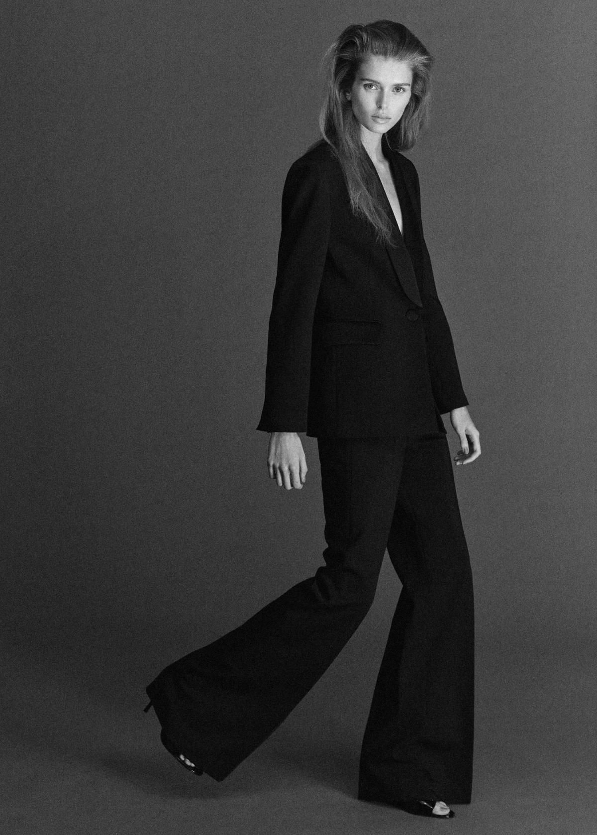 망고 하이웨이스트 플레어 슬랙스 팬츠 블랙 27061233 NEGRO - 상세 이미지 3