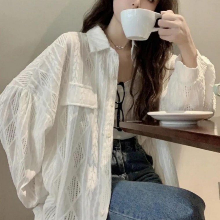 가디건 카라 셔츠 캐주얼 루즈핏 펀칭 여성 루즈핏카디건 - 상품 이미지