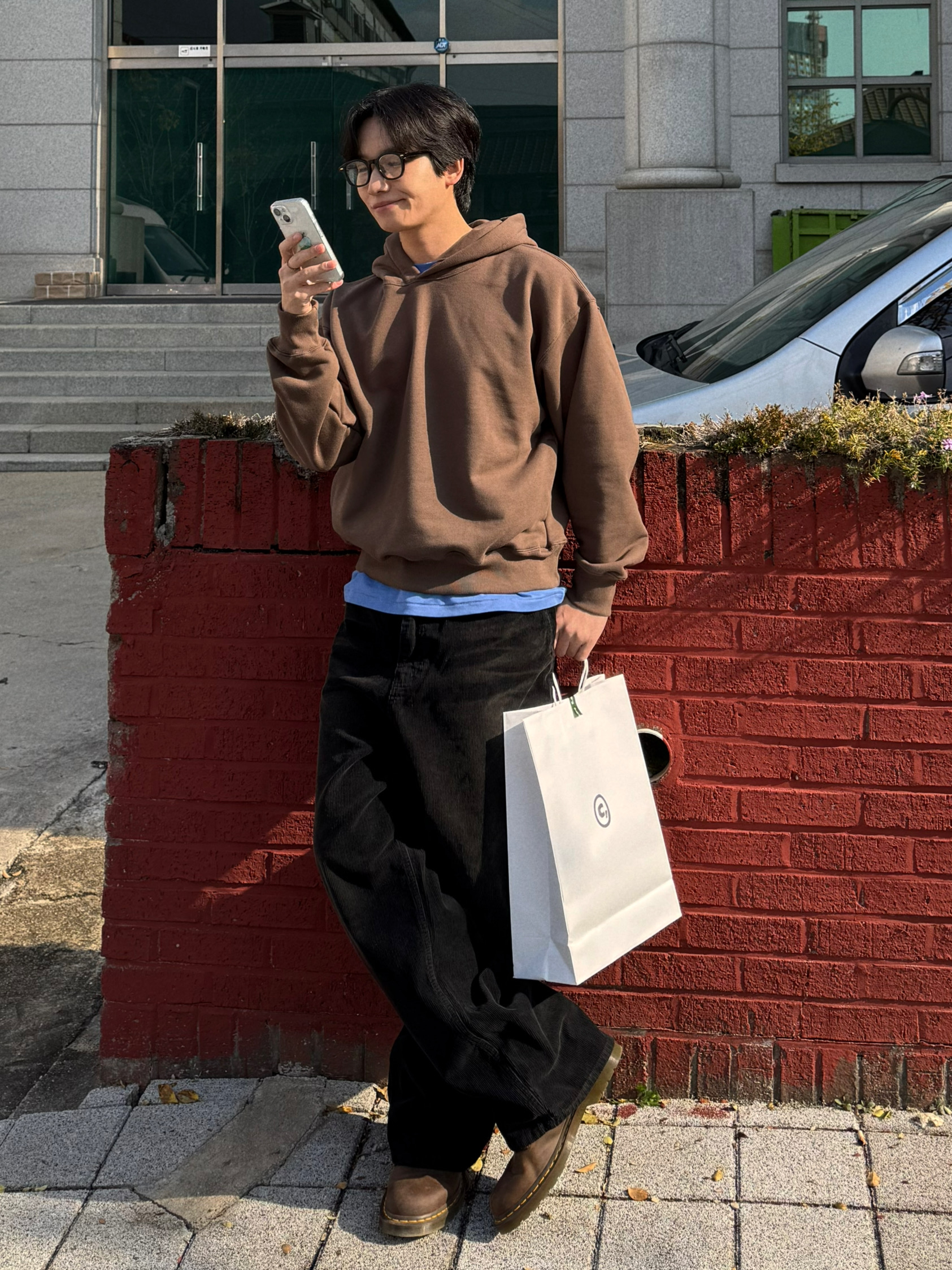 (남녀공용) 프리미엄 르메 워싱 코듀로이 팬츠 / 가을 겨울 세미 와이드 골덴 바지 - 상세 이미지 3