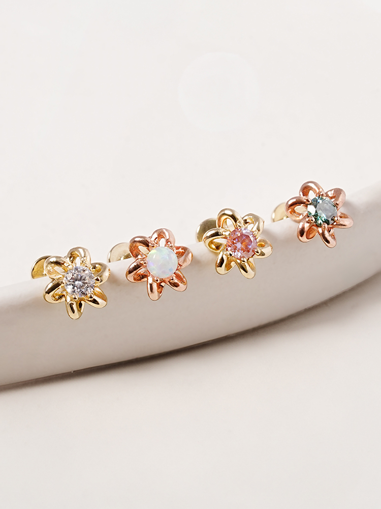 [0.8mm]14K 인터널 모이사나이트 다이아 데이지 루프 라블렛 피어싱 귀걸이 - 상세 이미지 2