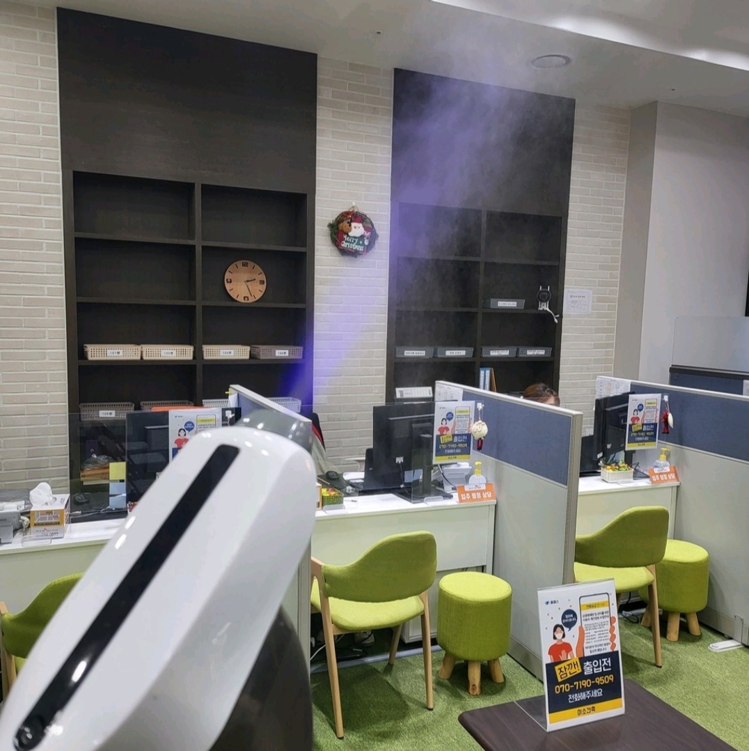 아이리스 피톤치드 프리미엄 2L 스프레이 탈취제 리필 편백나무 오일 편백수 새집증후군