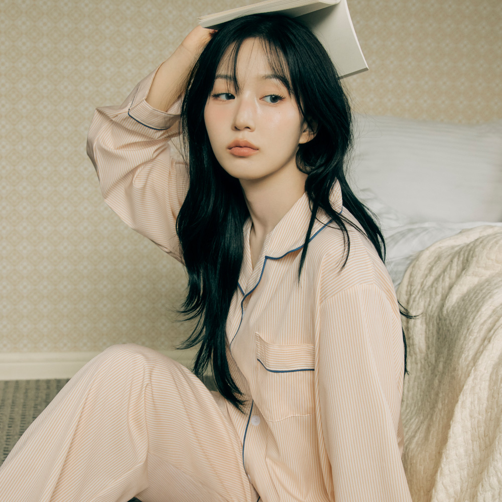 [도씨x해원 PICK] 실크핏 클린 긴팔 카라 커플 잠옷 세트 홈웨어 상세 이미지 4