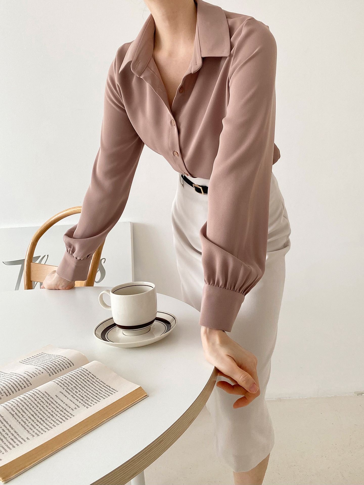 겨울 하객룩 블라우스 면접 정장 레이어드 카라 셔츠 이미지 7