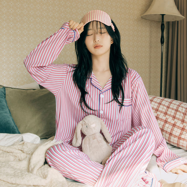 [도씨x해원 PICK][2PACK] 실크핏 피오니 긴팔 카라 커플 잠옷 세트 홈웨어