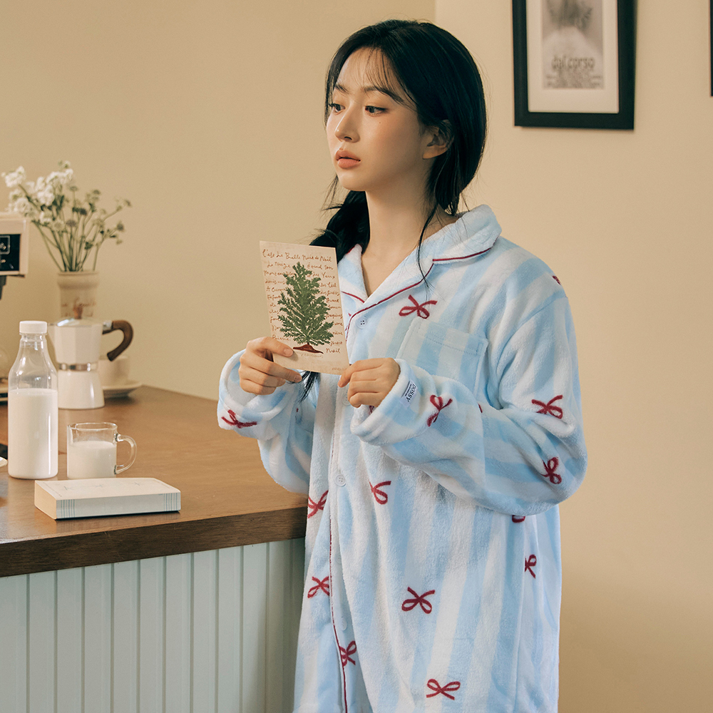 [도씨x해원'Pick] 플러피 보니 긴팔 커플 수면 잠옷 세트 홈웨어 : DOSSY