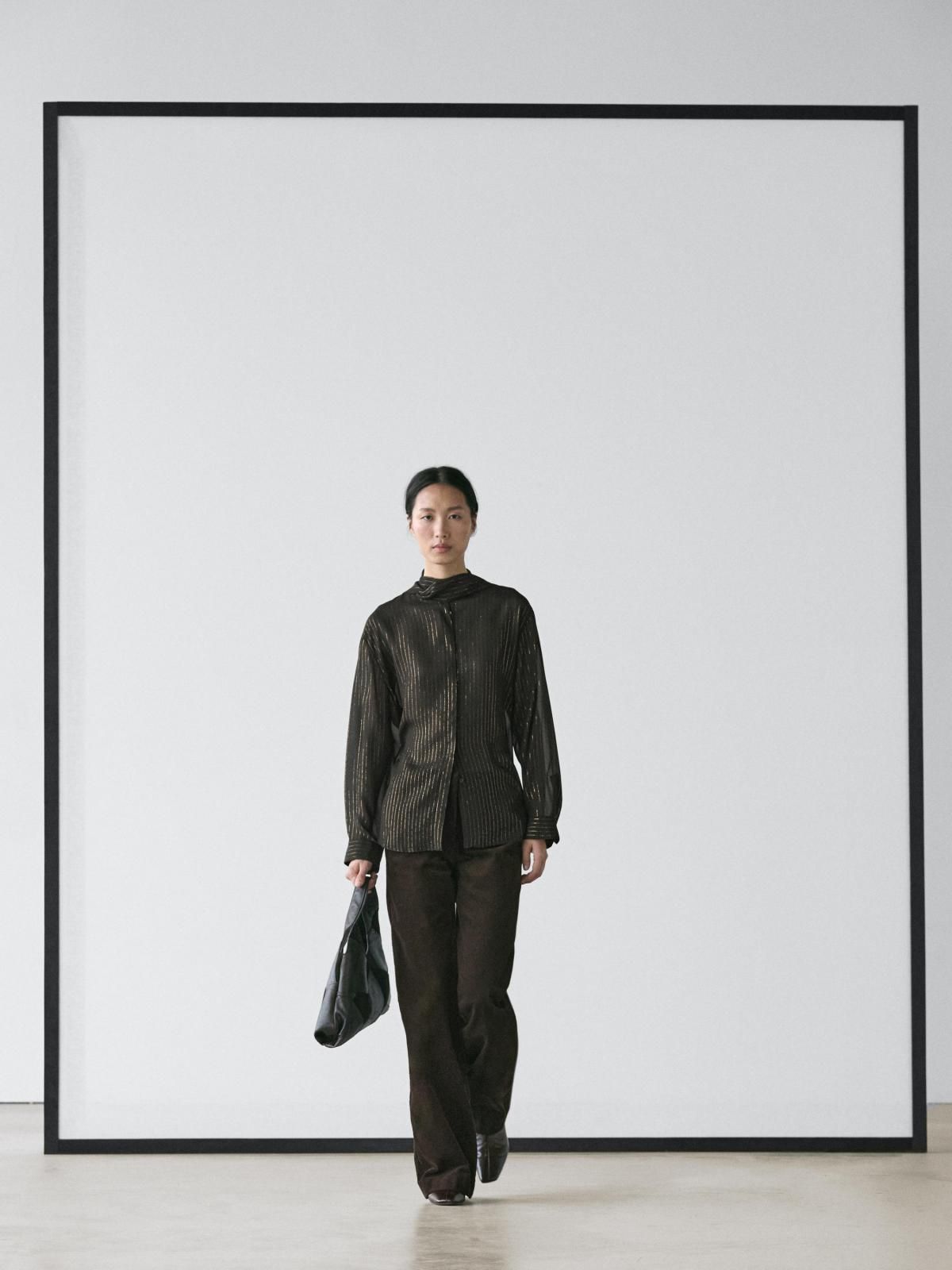 마시모두띠 메탈릭 시스루 타이넥 블랙 셔츠 5107/707 BLACK - 상세 이미지 2