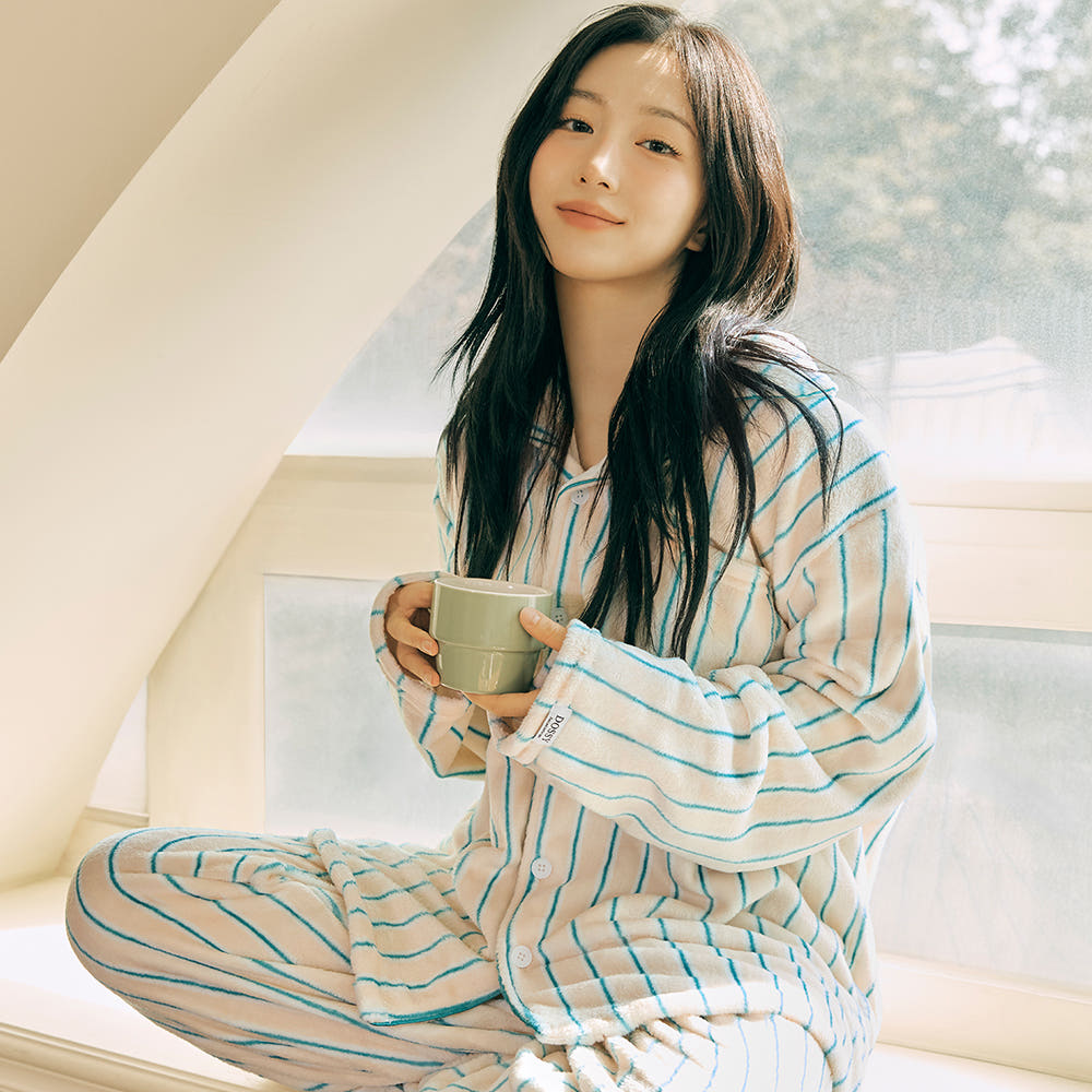 플러피 크리미 긴팔 커플 수면 잠옷 세트 홈웨어 가격 비교 DOSSY 플러피 크리미 긴팔 커플 수면 잠옷 세트 홈웨어