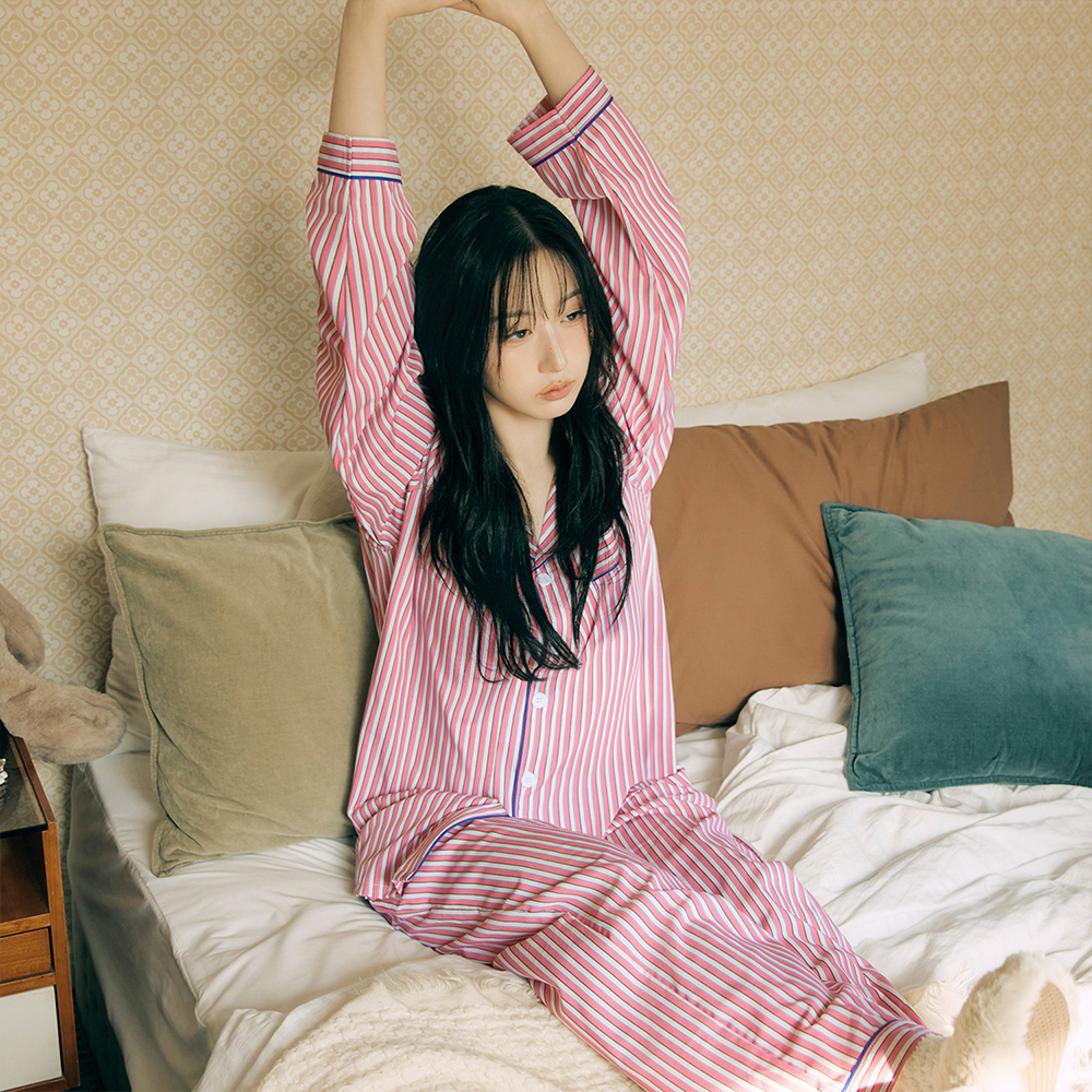 [도씨x해원'Pick] 실크핏 피오니 긴팔 카라 커플 잠옷 세트 홈웨어 이미지 4