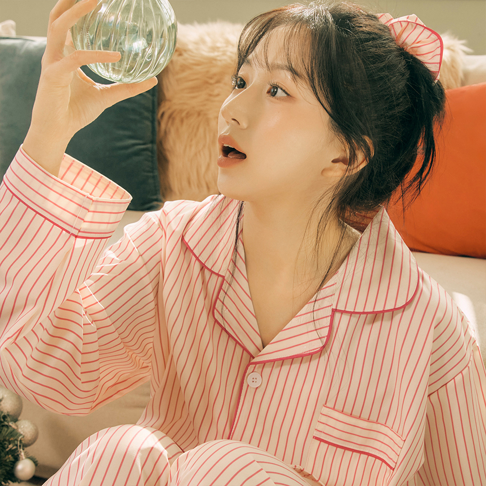 [도씨x해원'Pick] 실크핏 러브썸 긴팔 카라 커플 잠옷 세트 홈웨어 제품 이미지