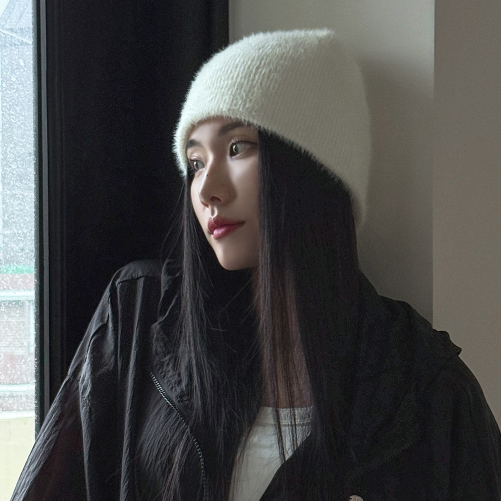 시즌리스 숏 소프트 퍼 비니 - 상세 이미지 2