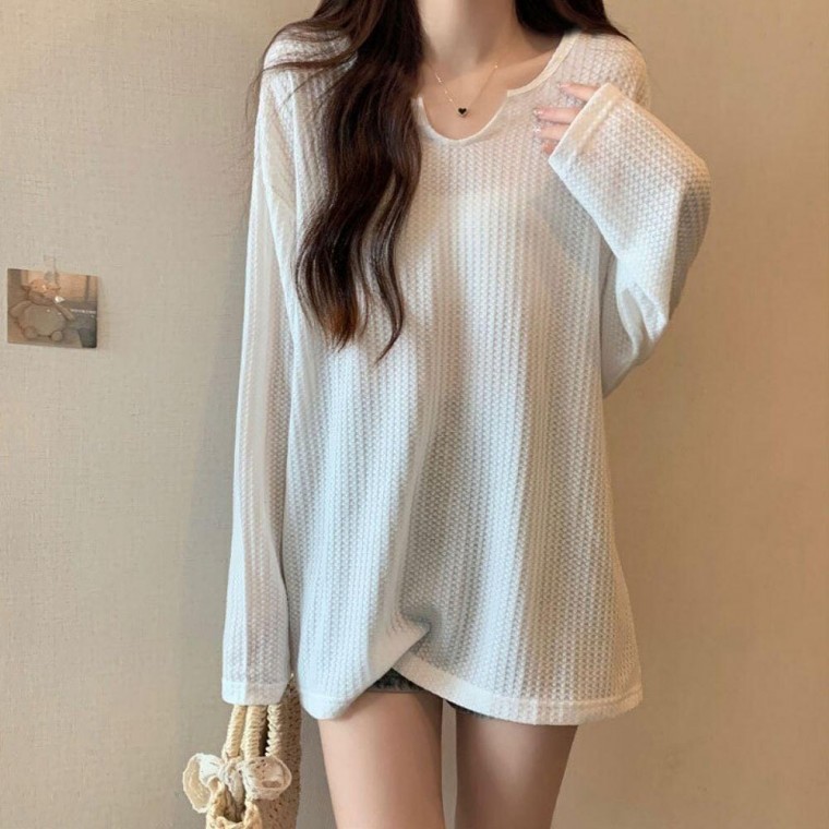 여성 2컬러 가볍고 얇은 베이직 넥 트임 긴팔티셔츠 루즈핏티셔츠 라운드 넥티 오버핏 - 상품 이미지