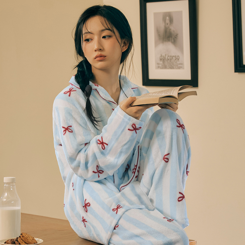 [도씨x해원'Pick][2PACK] 플러피 보니 긴팔 커플 수면 잠옷 세트 홈웨어 제품 이미지