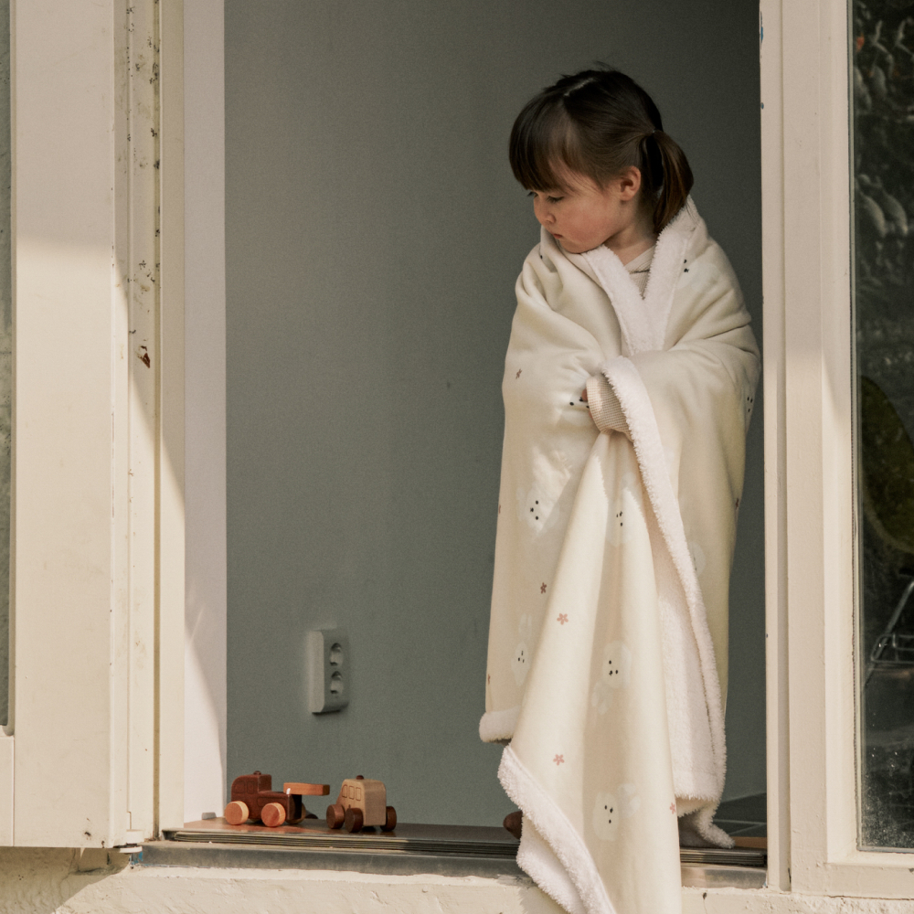 베베데코 올데이 어린이집 낮잠이불 담요 겨울 고밀도 극세사 블랭킷 75x100