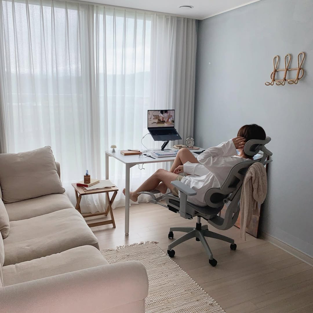 투노 넥트론 프리미엄 사무실 컴퓨터 게이밍 책상 허리 편한 학생 공부 리클라이너 메쉬의자