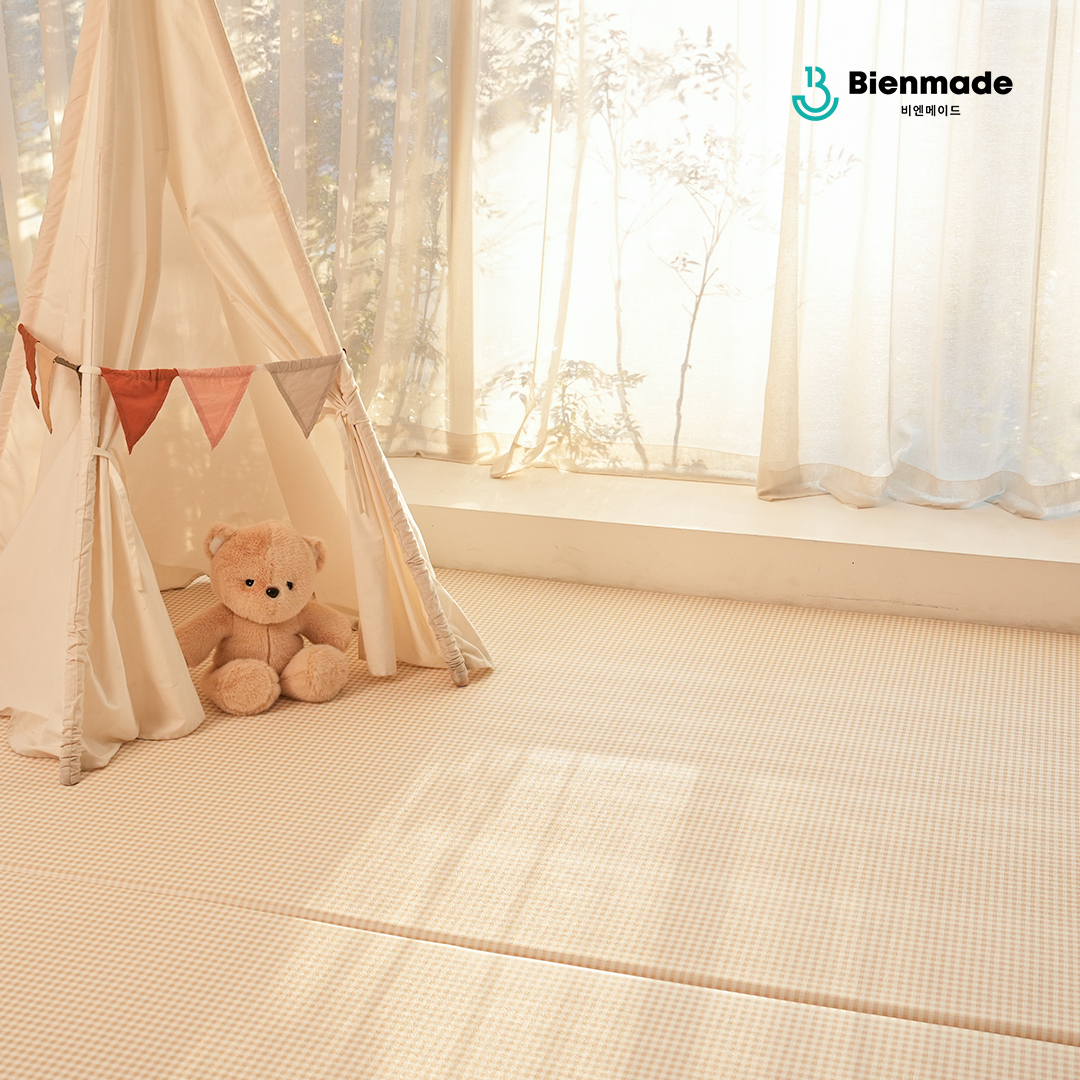 비엔메이드 디어 PVC 매트 유아 놀이방 거실 복도 논슬립 오트밀샌드 1.4cmx140x180 제품 이미지