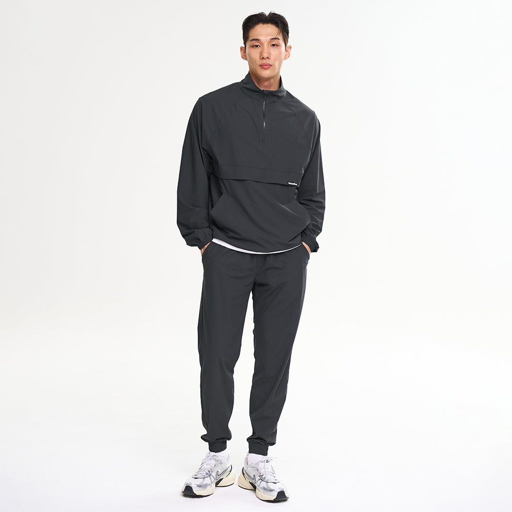 남자 여성 스트레치 바람막이 상하의 세트 아노락 자켓 러닝 조거팬츠 셋업 차콜 - 상품 이미지