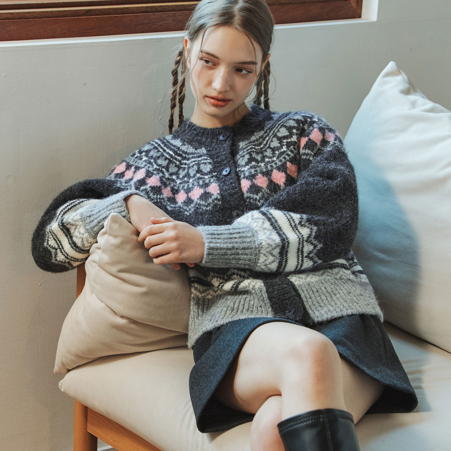 [12/12예약배송] [제로스트릿] 하트 노르딕 울 가디건 HEART NORDIC WOOL CARDIGAN / GRAY - 상세 이미지 2