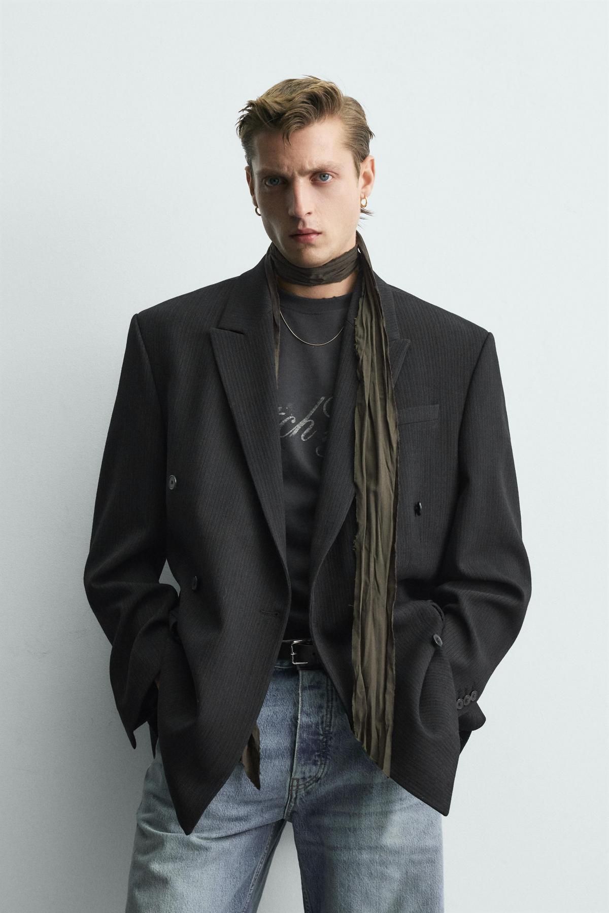 자라 프리미엄 더블브레스트 핀스트라이프 수트 블레이저 9393/911 BLACK - 상세 이미지 3