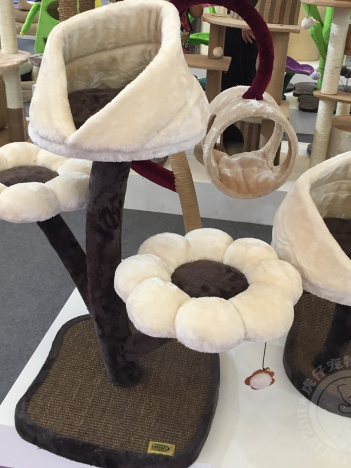 고양이 플라워 대형 중형 점프대 하우스 일체형 버드나무 6단 점프대 HY19738