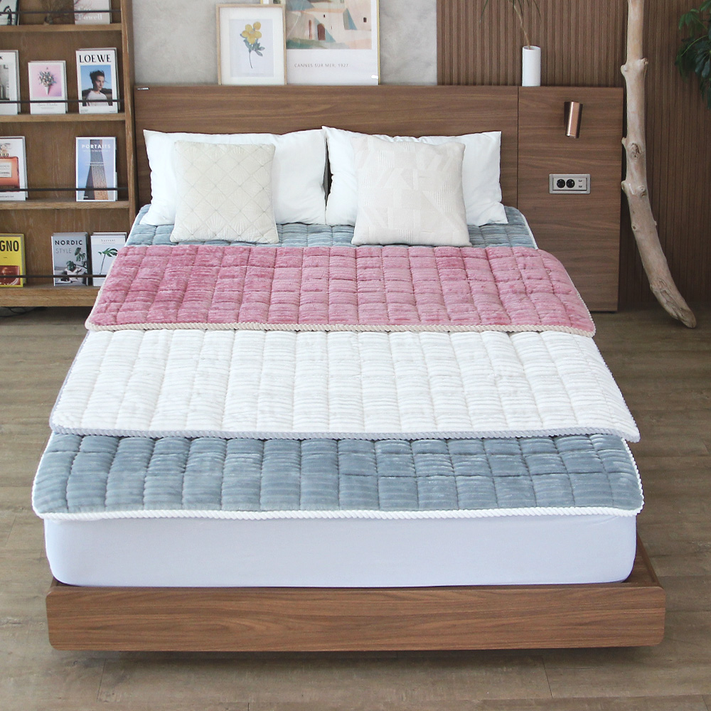 두툼한 극세사 드림 쿠션패치 거실러그 겨울용 그레이, 슈퍼싱글 110x200cm