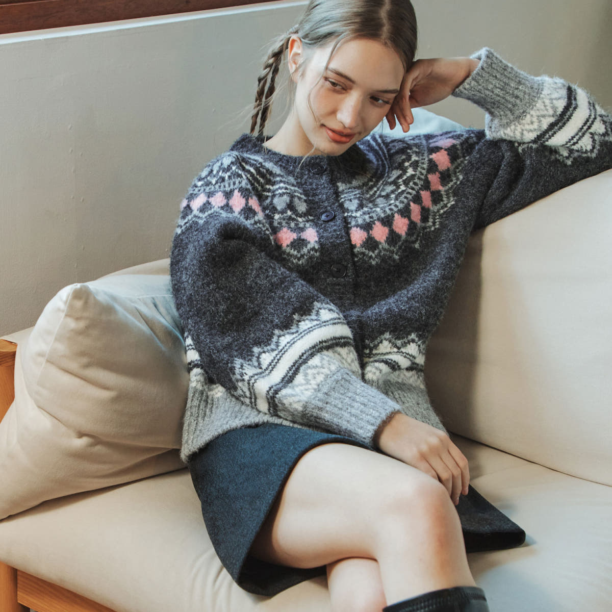 제로스트릿 [제로스트릿] 하트 노르딕 울 가디건 HEART NORDIC WOOL CARDIGAN / GRAY - 최저가 39,000원