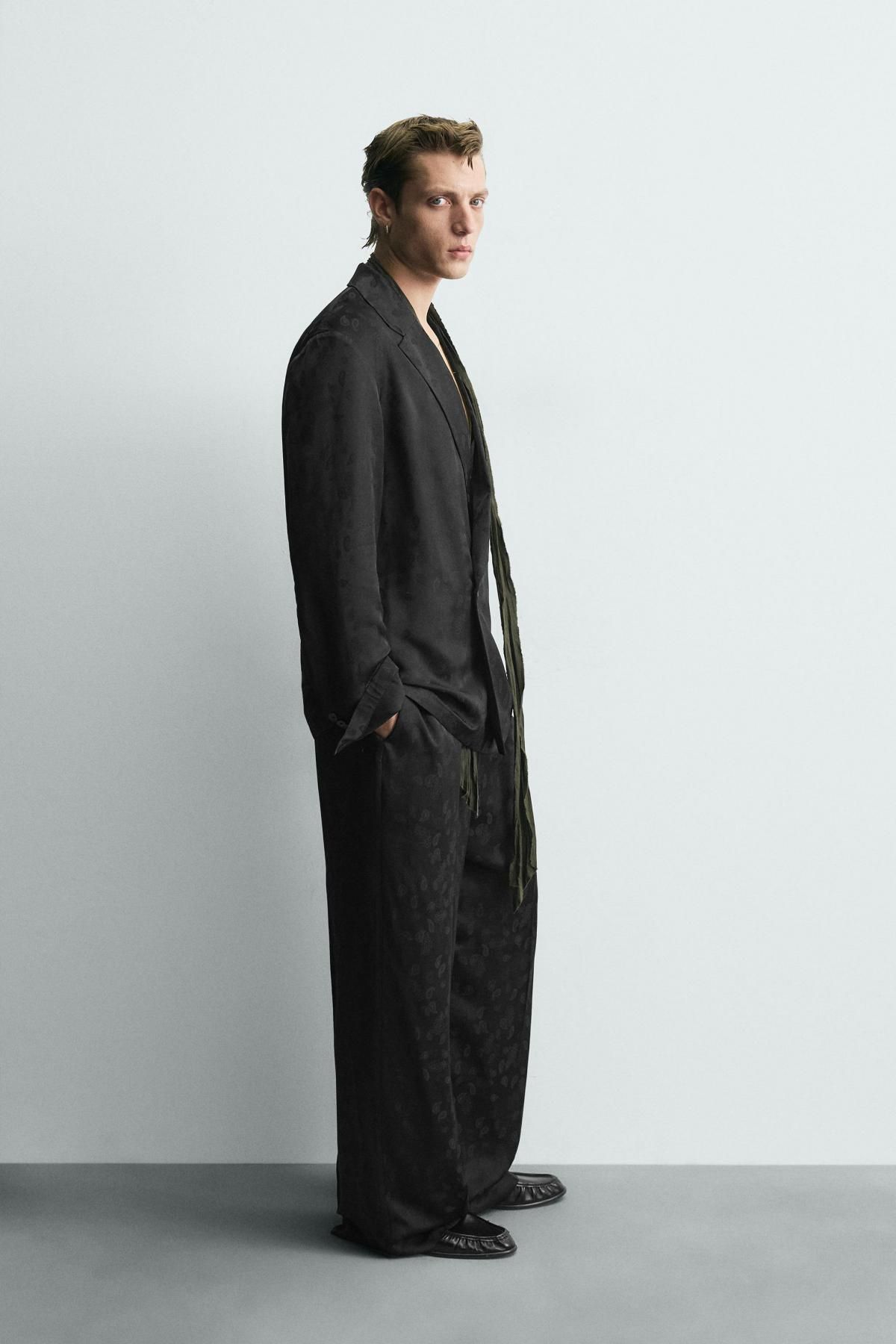 자라 한정판 페이즐리 자카드 릴랙스핏 블레이저 9621/430 BLACK - 상세 이미지 5