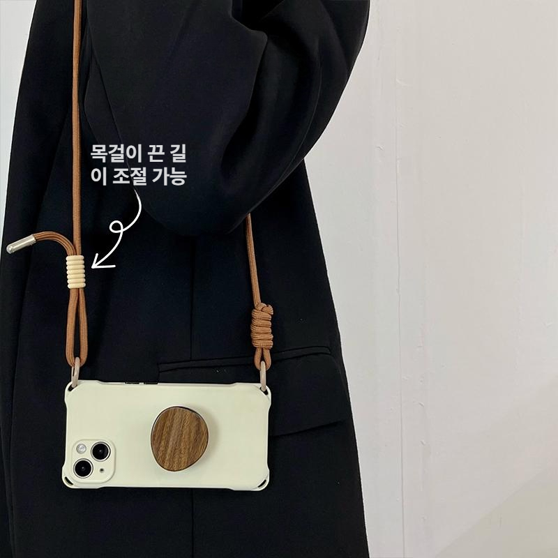 아이보리 가죽 스트랩 우드 포인트 크로스바디 핸드폰 케이스 스탠드+크로스바디 긴끈 iPhone 17 Pro Max - 상품 이미지