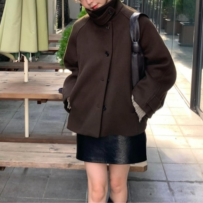 겨울 여성 루즈핏 하이넥 모직 싱글버튼 숏코트 - 상세 이미지 4