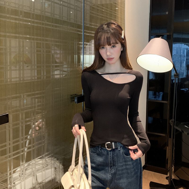 여성 데일리 유넥 스퀘어넥 넥라인 포인트 골지 슬림핏 긴팔 티셔츠 이너 상의 캐주얼 코디 간절기룩 봄 가을 - 상세 이미지 5