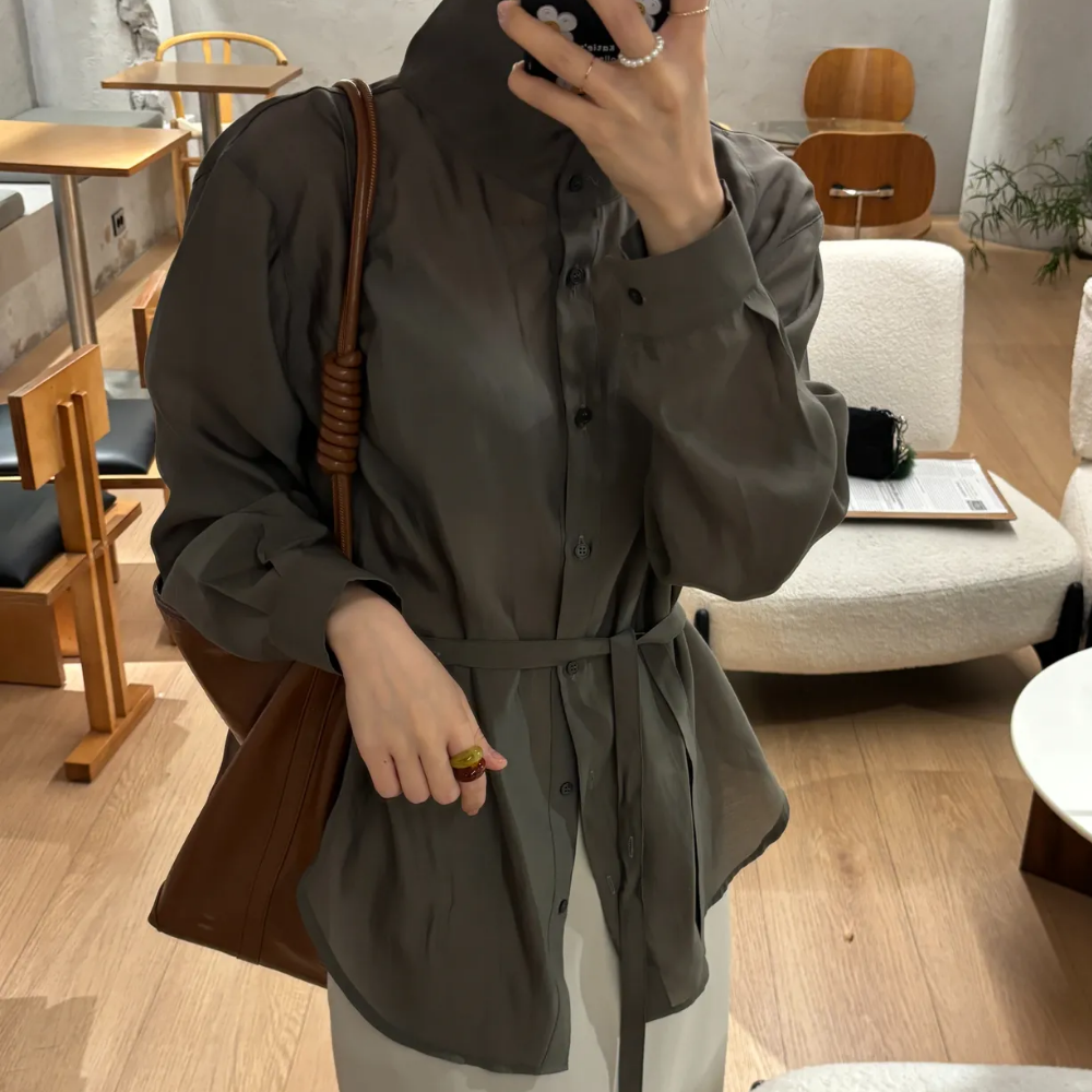 하이넥블라우스 벨트 하객룩 블라우스 - 메인 이미지