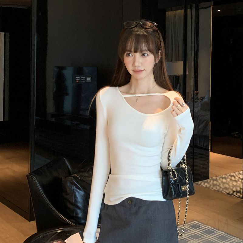 여성 데일리 유넥 스퀘어넥 넥라인 포인트 골지 슬림핏 긴팔 티셔츠 이너 상의 캐주얼 코디 간절기룩 봄 가을 - 상세 이미지 2