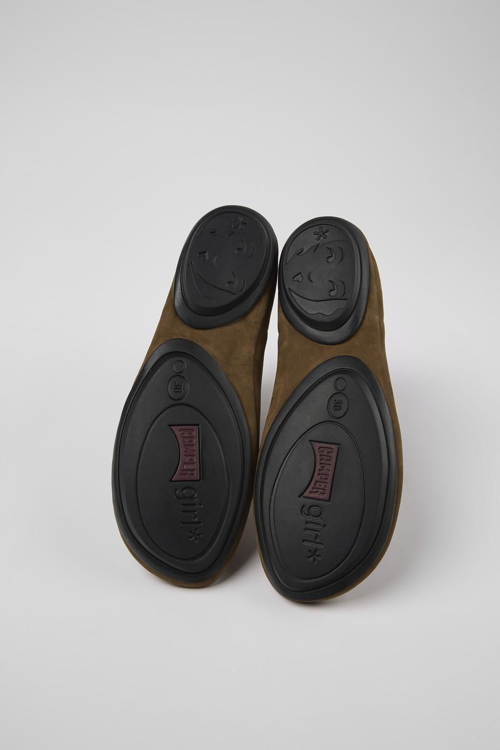 캠퍼 브라운 누벅 여성 앵클부츠 Right K400705-004 BROWN - 상세 이미지 5