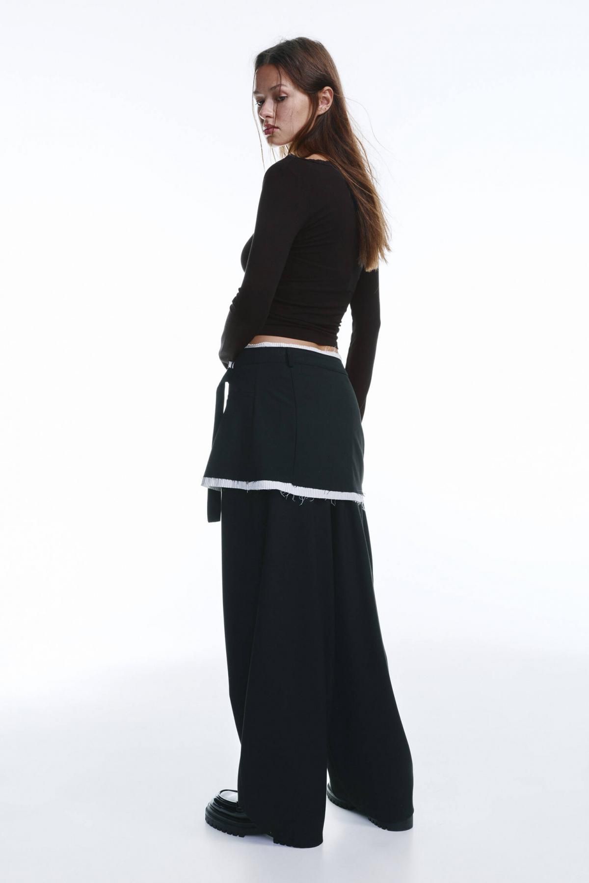 풀앤베어 레이스 트림 브이넥 긴팔 티셔츠 블랙 3230/311 BLACK - 상세 이미지 3