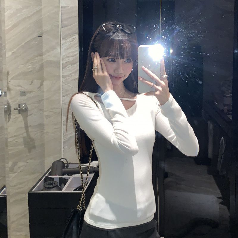 여성 데일리 유넥 스퀘어넥 넥라인 포인트 골지 슬림핏 긴팔 티셔츠 이너 상의 캐주얼 코디 간절기룩 봄 가을 - 상세 이미지 3