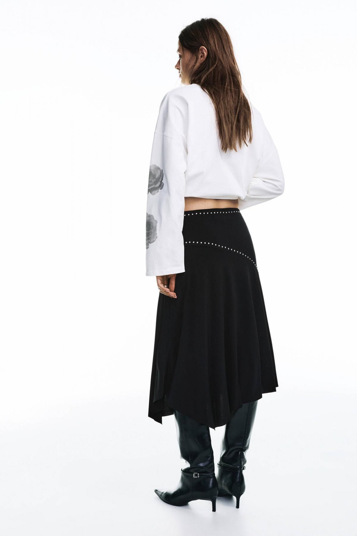 풀앤베어 모던 스터드 언밸런스 미디 스커트 7400/353 BLACK - 상세 이미지 3