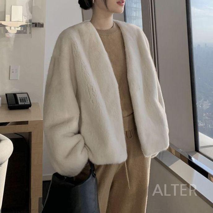 브이넥 숄더 페이크퍼 숏 퍼 가디건 핑크 (길이 66CM) S (40-50kg) - 상세 이미지 4