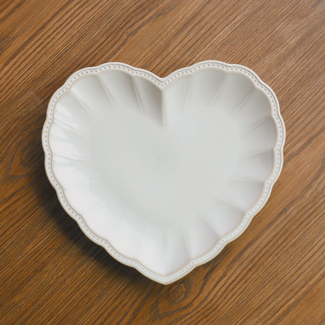 엔틱한 분위기 도자기 그릇 하트접시 21.5cm 미뉴엣 - 상품 이미지