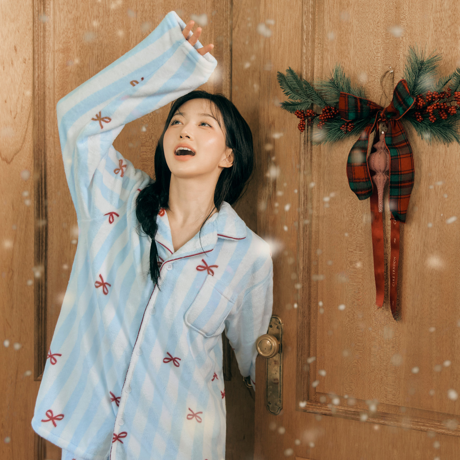 [도씨x해원'Pick] 플러피 보니 긴팔 커플 수면 잠옷 세트 홈웨어 : DOSSY