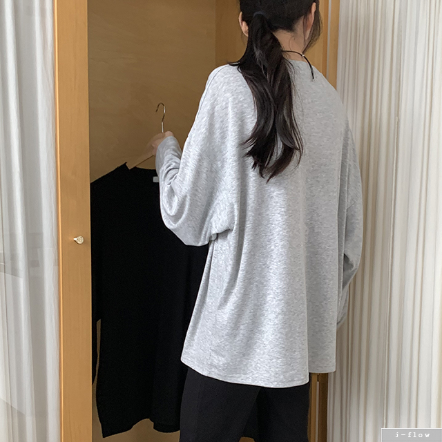 살리 라운드 기모 오버핏 티셔츠 3col 겨울 긴팔 박스티 베이직 이너 하프 제이플로우 이미지 8