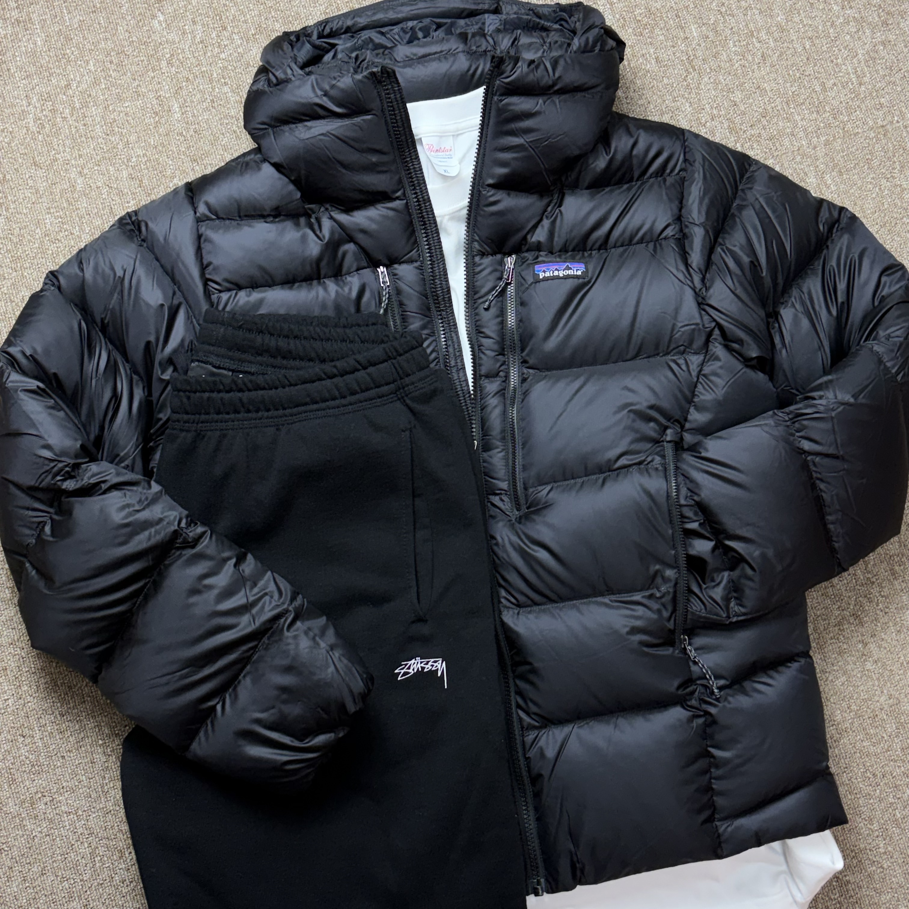 파타고니아 패딩 피츠로이 후드 구스다운 85500Q7