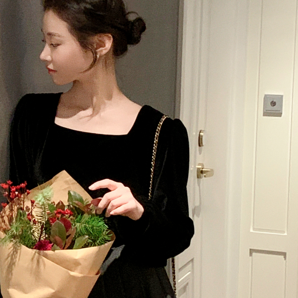 [자체제작] (MADE) 백리본 스퀘어넥 벨벳 긴팔 블라우스 bs8500 제품 이미지